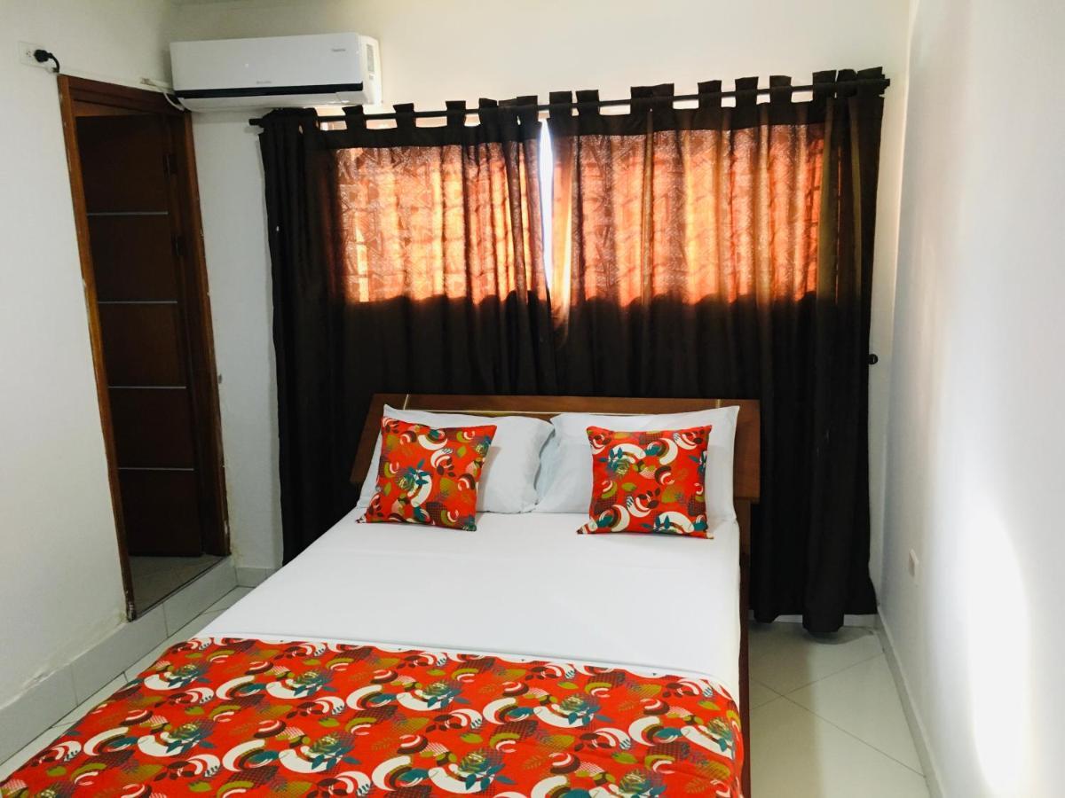 Hotel Canoa Inn Caucasia Exterior photo